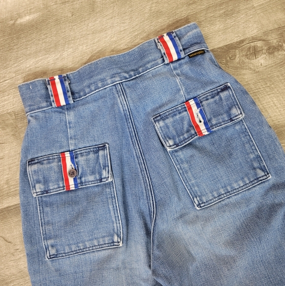 Vintage 1970s wrangler jeans, wide leg/flare. Red, white and blue striped trim - Picture 12 of 16